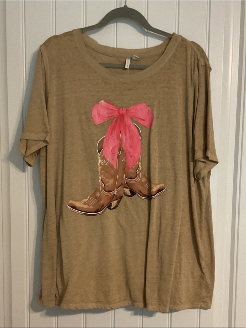 Cato Tan Short Sleeve Tee with Cowboy Boots and Pink Bow